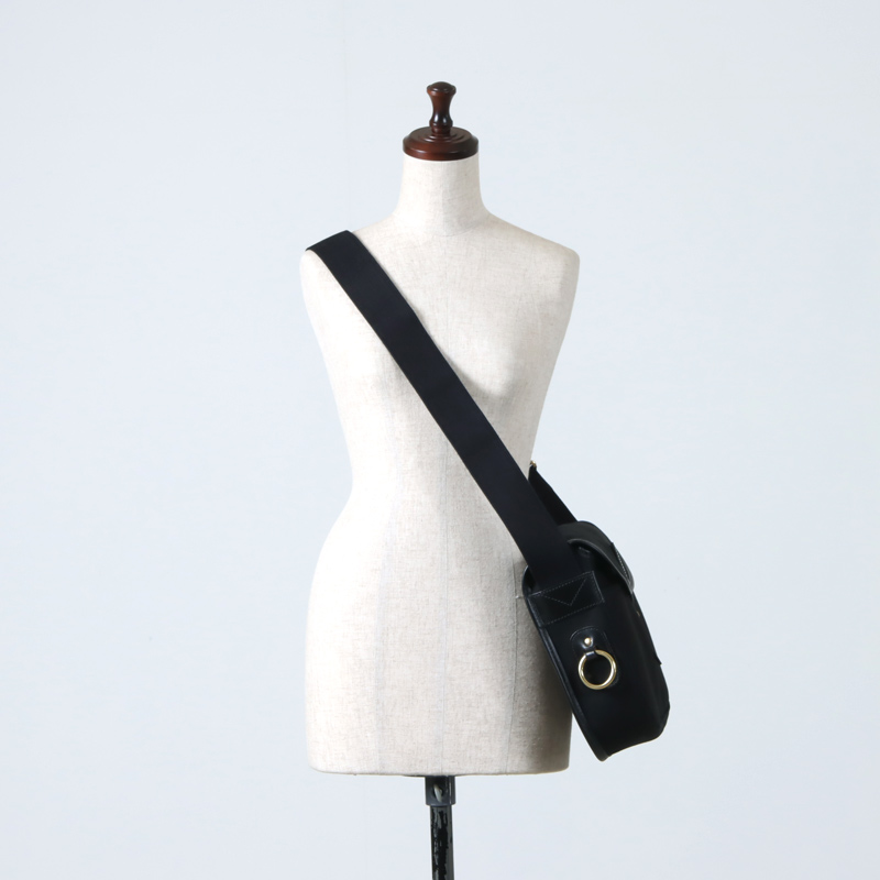 Brady (ブレディ) STOUR ショルダーバッグ / ストア