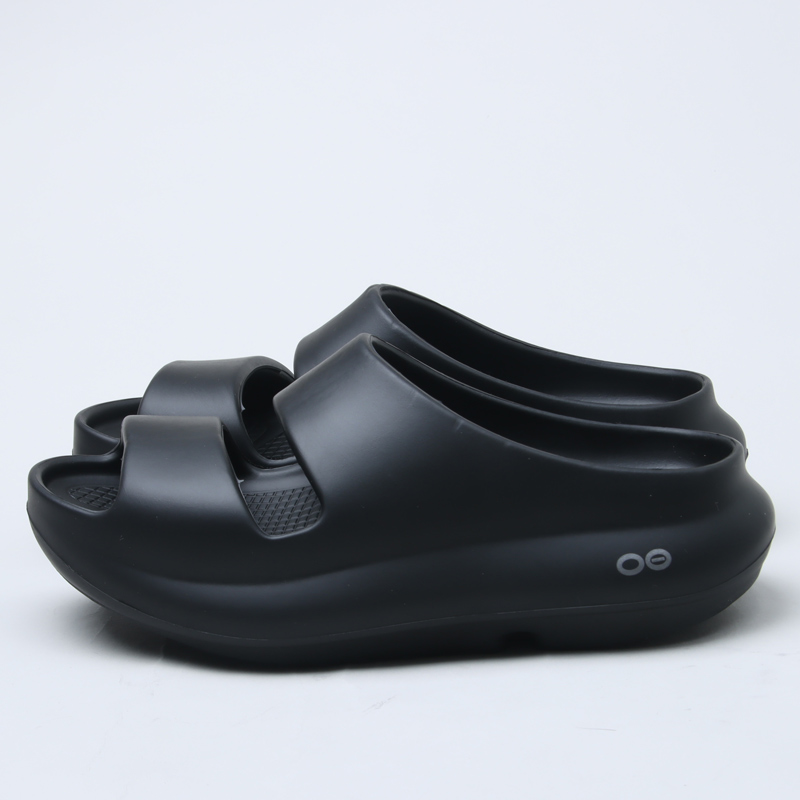 OOFOS (ウーフォス) OOyea / ウーヤー