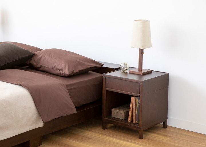 サイドテーブルv01～ソファサイド、ベッドサイドのテーブルとして