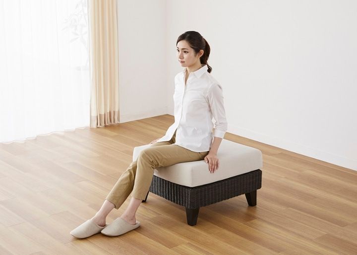 ラン・コンパクトソファ オットマン (ラタン)～狭いリビングダイニング