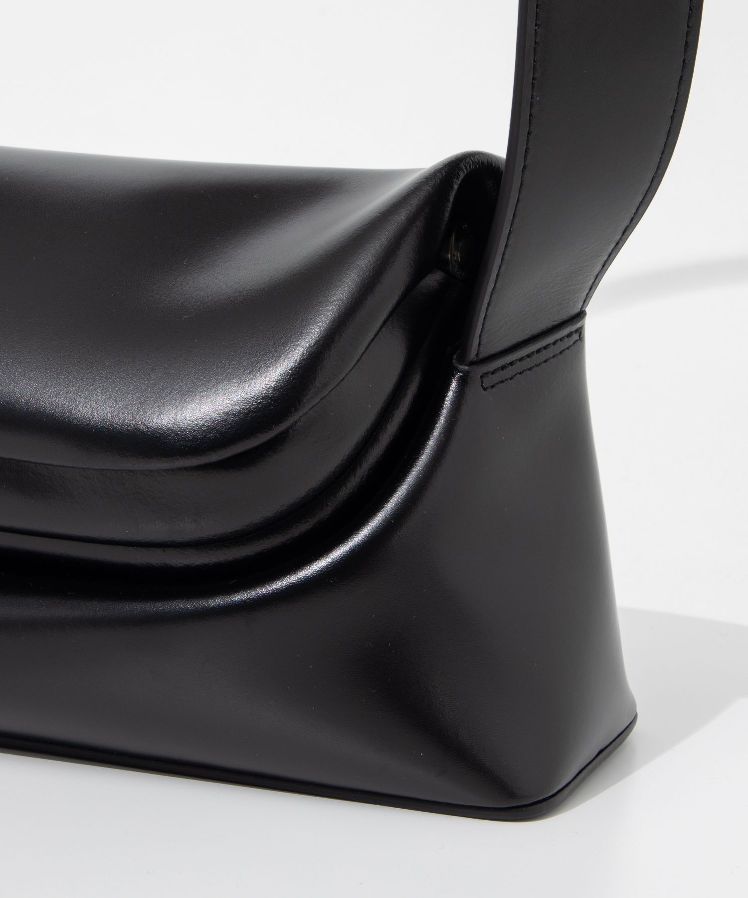 オソイ OSOI FOLDER BROT ショルダーバッグ レディース バッグ レザー