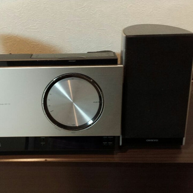ONKYO】コンポ CR-T1X (CD/ラジオ/iPodドック) ONKYO】コンポ CR-T1X