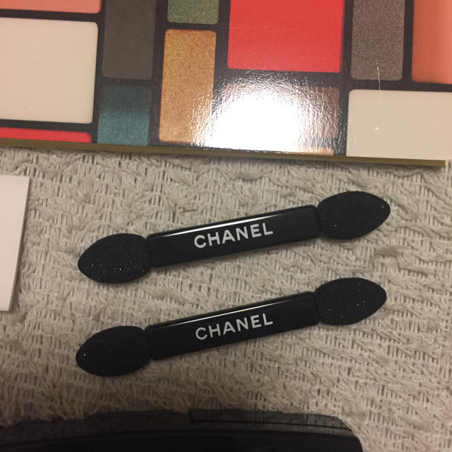 CHANEL - 新品同様☆「シャネル」史上最多9色のアイシャドウパレット