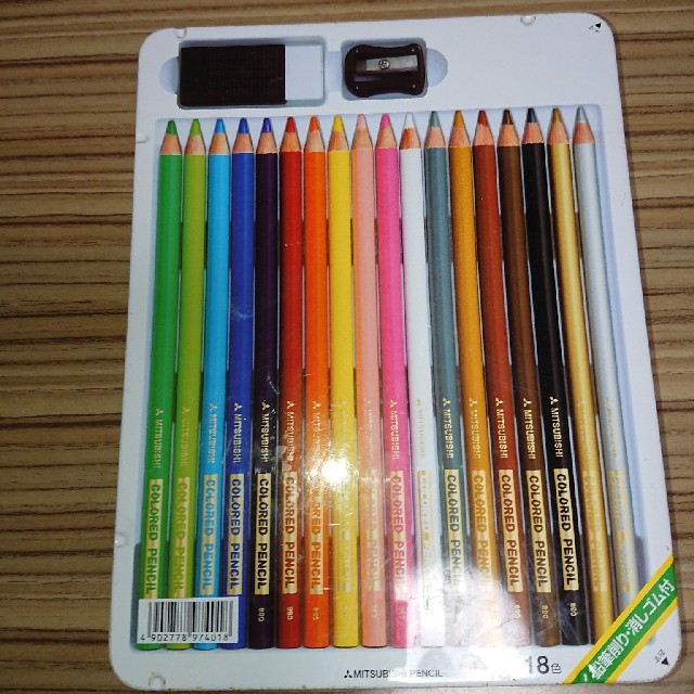 三菱色鉛筆18色美品♪お得❗の通販 by くい's shop｜ラクマ