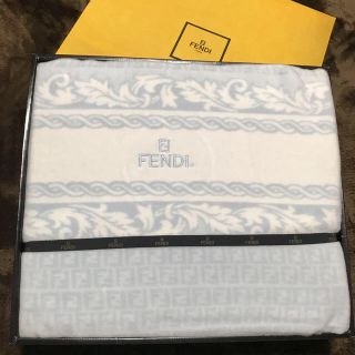 FENDI（毛布）のフリマアイテム一覧