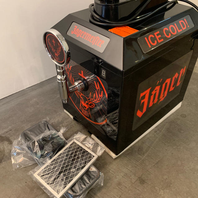 イエガーマイスター サーバー 非売品の通販 by rova's shop｜ラクマ