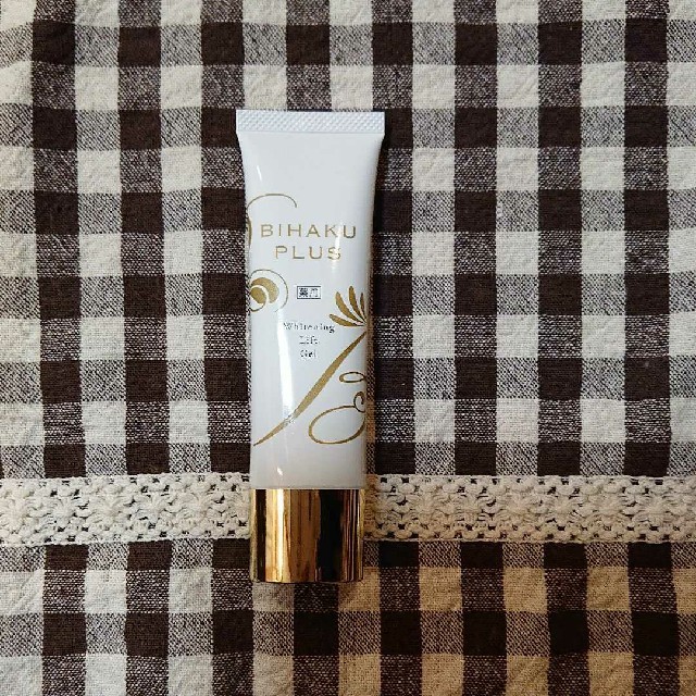ビハクプラスホワイトリフトジェルの通販 by harumi's shop｜ラクマ