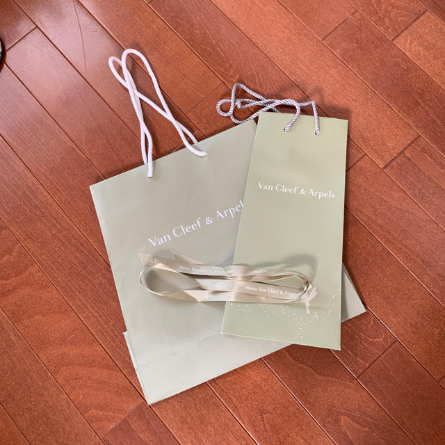 Van Cleef & Arpels - ヴァンクリショッパー 大・小の通販 by