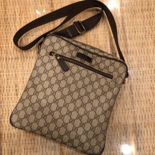 GUCCI（ショルダーバッグ）のフリマアイテム一覧