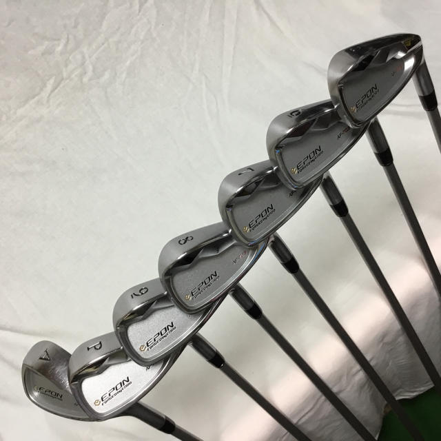 ラブリーフロッグ エスティローダー練り香水