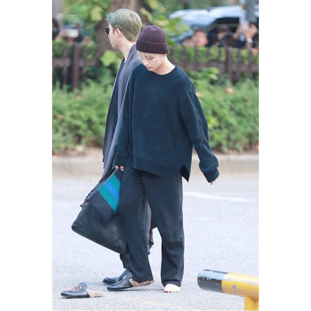 GUCCI - GUCCI プリンスタウン スネークスリッパ 8の通販 by にき