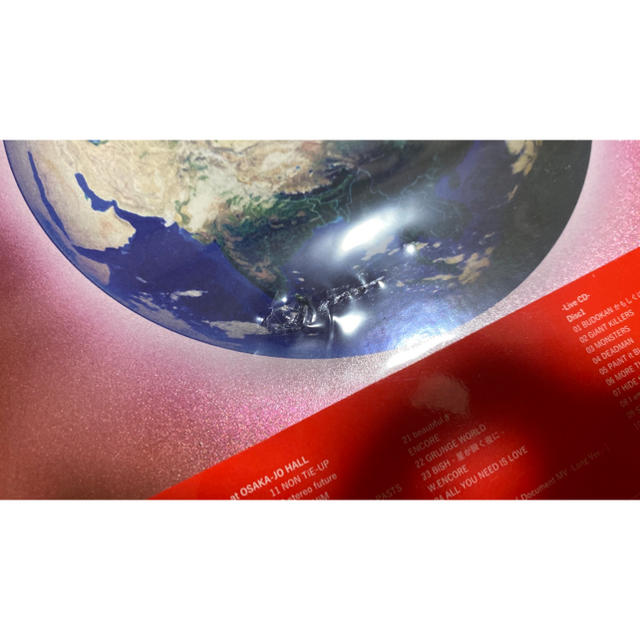 BiSH/And yet BiSH moves.〈初回生産限定盤〉 Amazon.co.jp: And yet