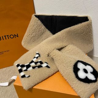 LOUIS VUITTON（マフラー/ショール）のフリマアイテム一覧