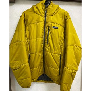 patagonia（ダウンジャケット ・ ゴールド/金色系）のフリマアイテム一覧