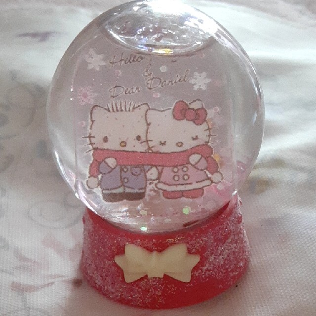 サンリオ - 🍀サンリオ ハローキティ スノードームの通販 by Que le