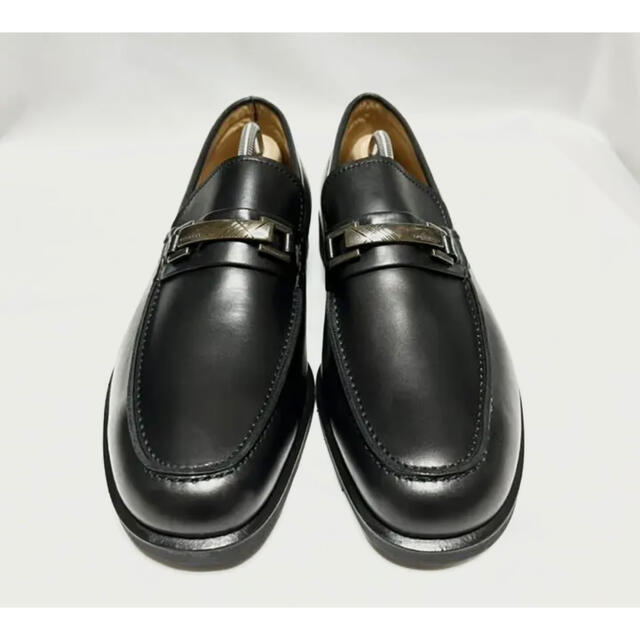 BURBERRY - 【新品】BURBERRYノバチェックプレート付きローファー 日本