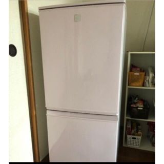 SHARP（冷蔵庫 ・ ピンク/桃色系）のフリマアイテム一覧