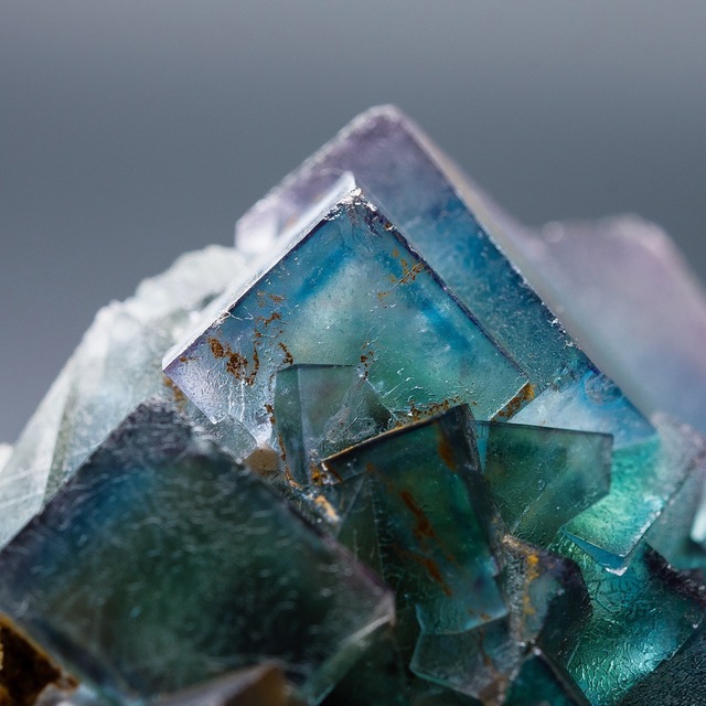 481 オコルス鉱山 フローライト クォーツ ブルーグリーン パープル 481