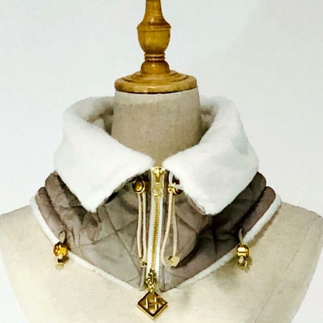 hazama 夜空に駆ける透明彩度のキルティングスヌードの通販 by