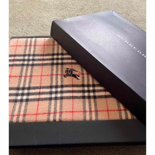 BURBERRY（毛布）のフリマアイテム一覧