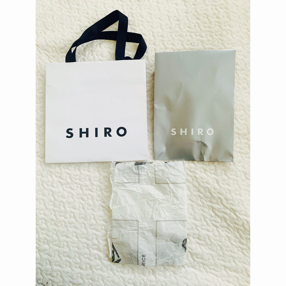shiro - shiro ラッピング プレゼントの通販 by shop｜シロならラクマ