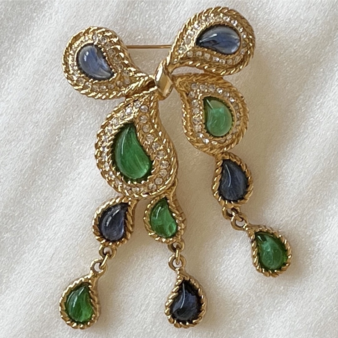 Christian Dior - Christian Dior ブローチの通販 by 割引クーポンご