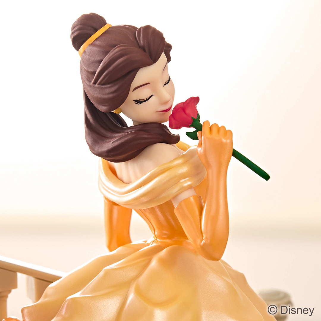 Disney - ベル フィギュアの通販 by みかん's shop｜ディズニーならラクマ
