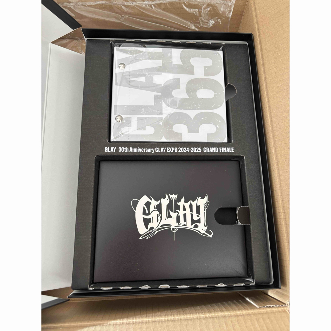 GLAY365日日めくりカレンダー、写真集、ボックス付きの通販 by