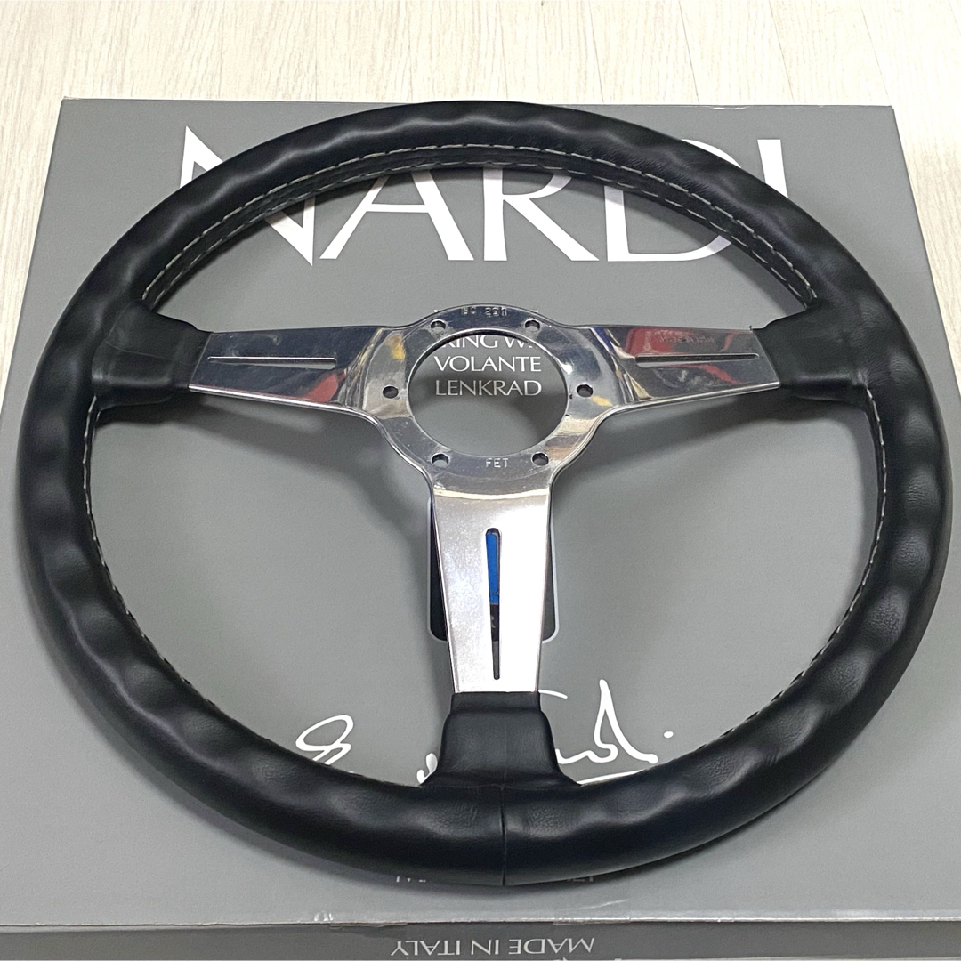 希少【NARDI】FET レザーステアリング 36Φ 【ナルディ】