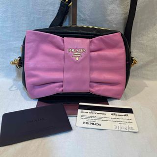 PRADA（ショルダーバッグ ・ ピンク/桃色系）のフリマアイテム一覧