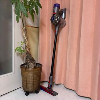 Dyson - dyson v8 slim fluffy【ジャンク品】の通販 by もん's shop