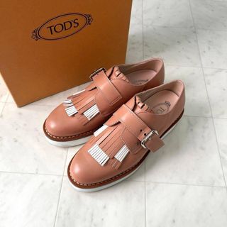 TOD'S（ローファー/革靴 ・ ピンク/桃色系）のフリマアイテム一覧