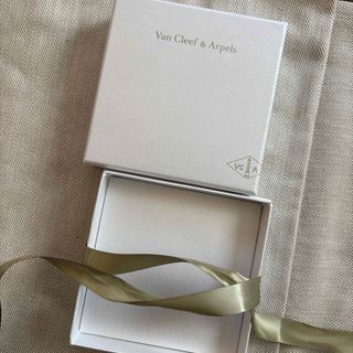 Van Cleef & Arpels（ショップ袋）のフリマアイテム一覧