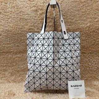 BaoBaoIsseyMiyake - BAO BAO CARAT 9月新作 WHITE BEIGE 大きいサイズ