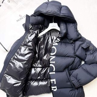 MONCLER（ダウンジャケット ・ ブラック/黒色系）のフリマアイテム一覧