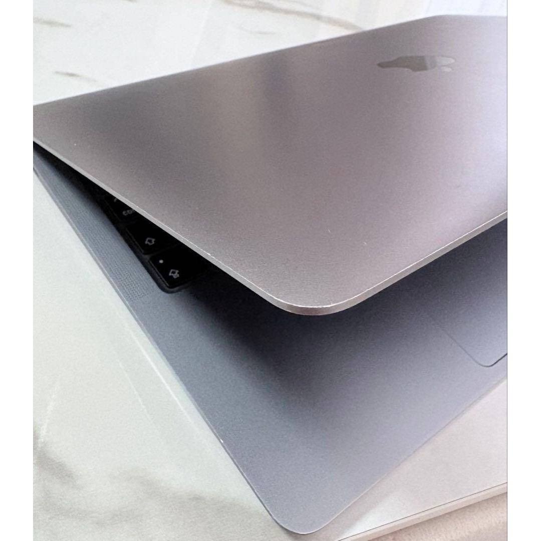 Apple - MacBook 本体 i7 256GB SSD グレーの通販 by mio's shop