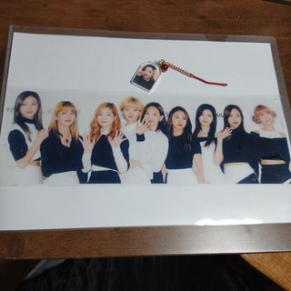 TWICE - 【早い者勝ち】TWICE 缶バッジ 9個まとめての通販 by