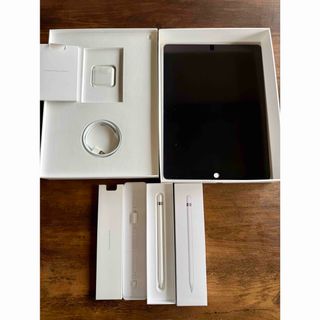 Apple - iPad 7世代 シルバー 刻印入りのため特価 ＋ApplePencilの通販