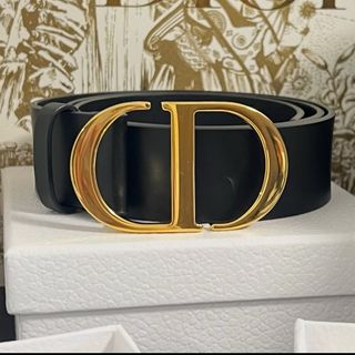 Christian Dior（ベルト）のフリマアイテム一覧