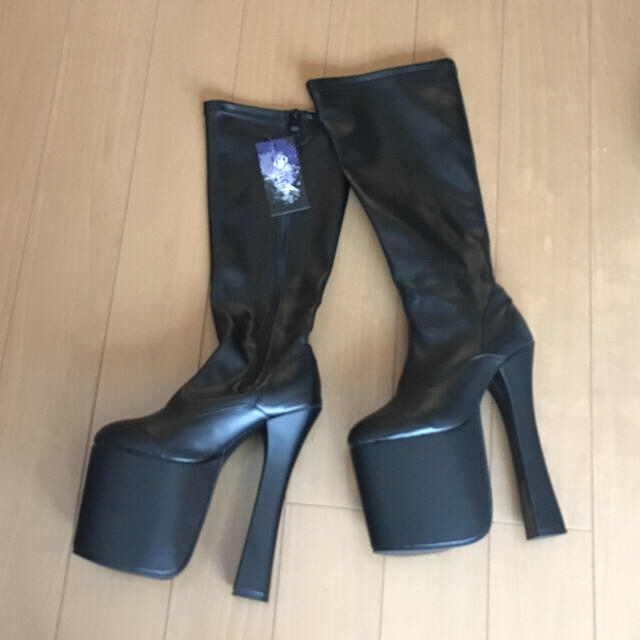 新品未使用】20cm厚底ブーツ【コスプレ】の通販 by みゅーずめいど｜ラクマ