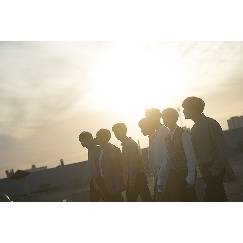 BTS写真集『Dicon BEHIND THE SCENE ～僕たちが一緒なら砂漠も海になる