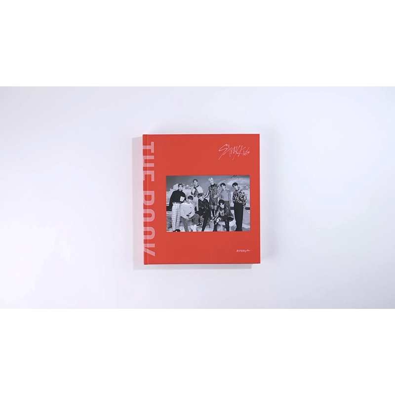 D'FESTA COMPLETE EDITION STRAY KIDS : Stray Kids | HMV&BOOKS