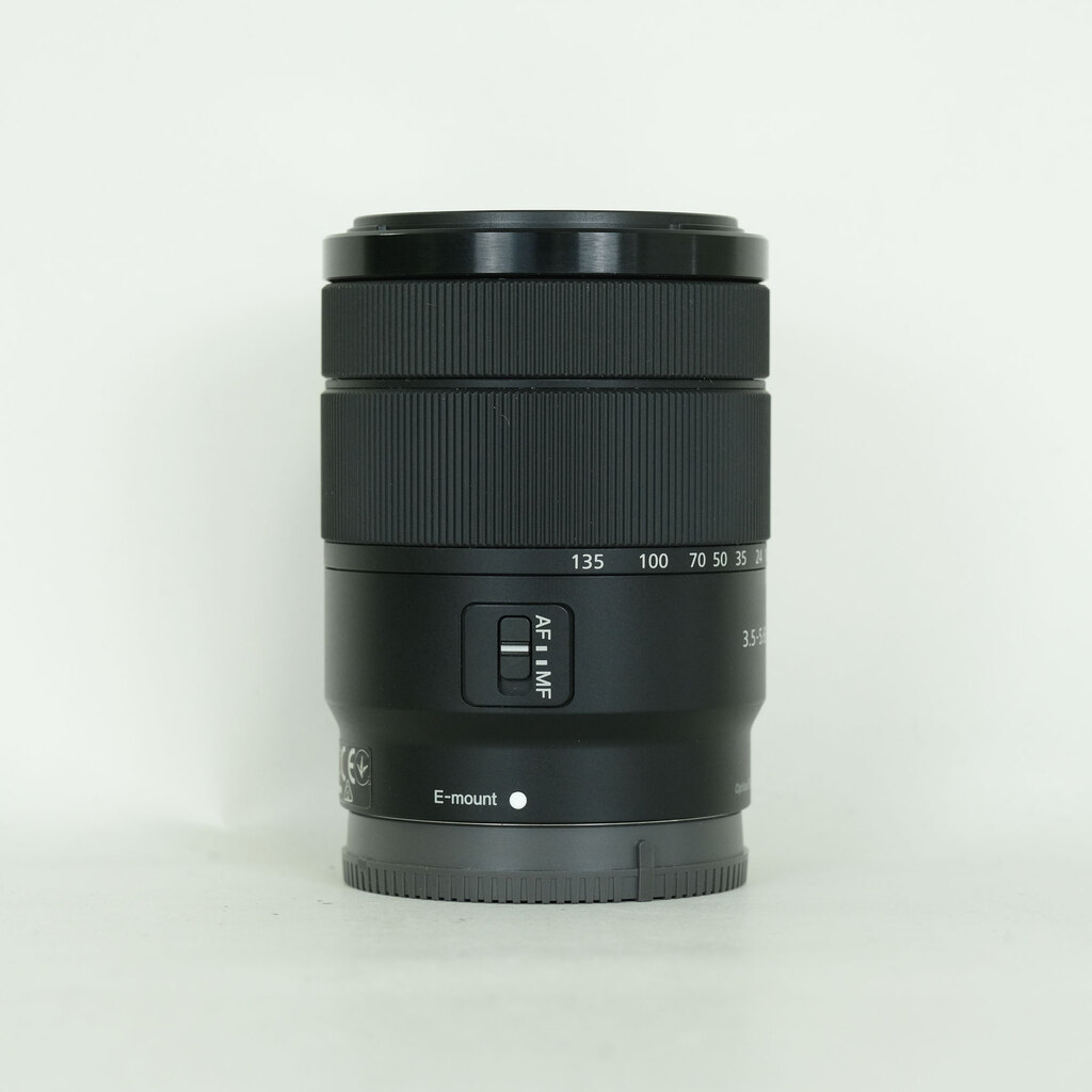 SONY E 18-135mm F3.5-5.6 OSS SEL18135の出品 | ONE SCENE（ワンシーン）