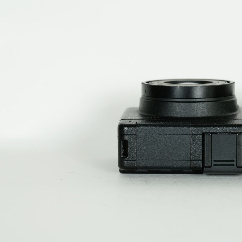 RICOH GXR+S10 KIT ※24-72mmF2.5-4.4の出品 | ONE SCENE（ワンシーン）