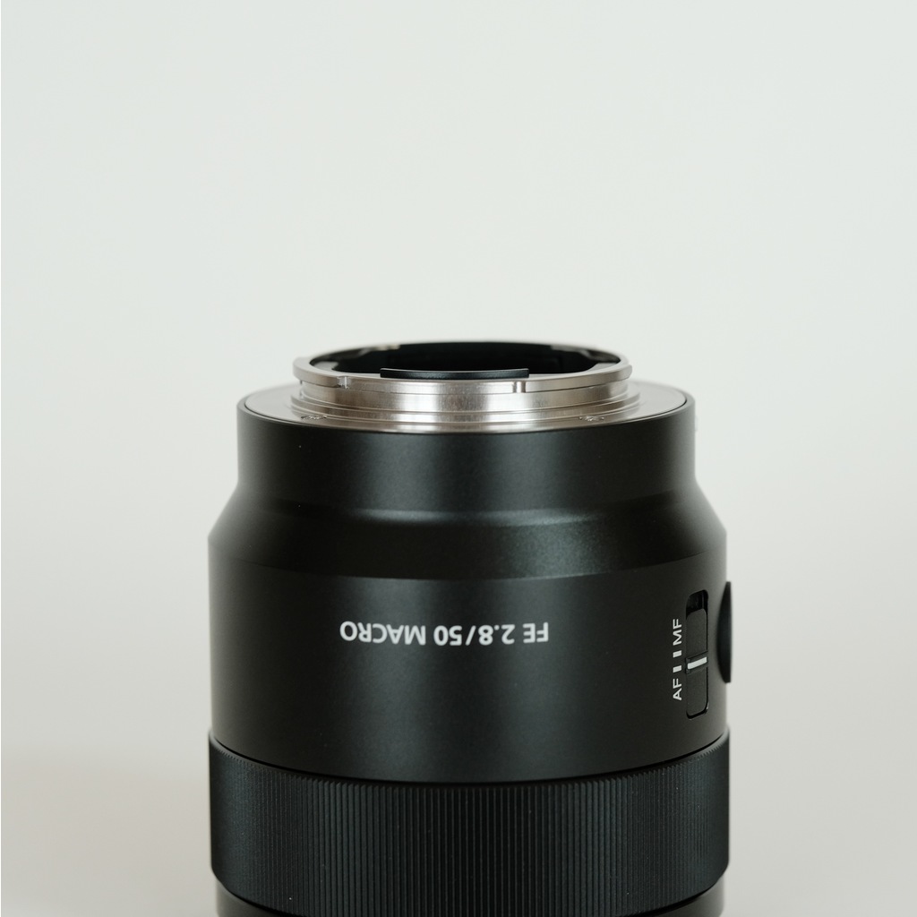 SONY FE 50mm F2.8 Macro SEL50M28の出品 | ONE SCENE（ワンシーン）