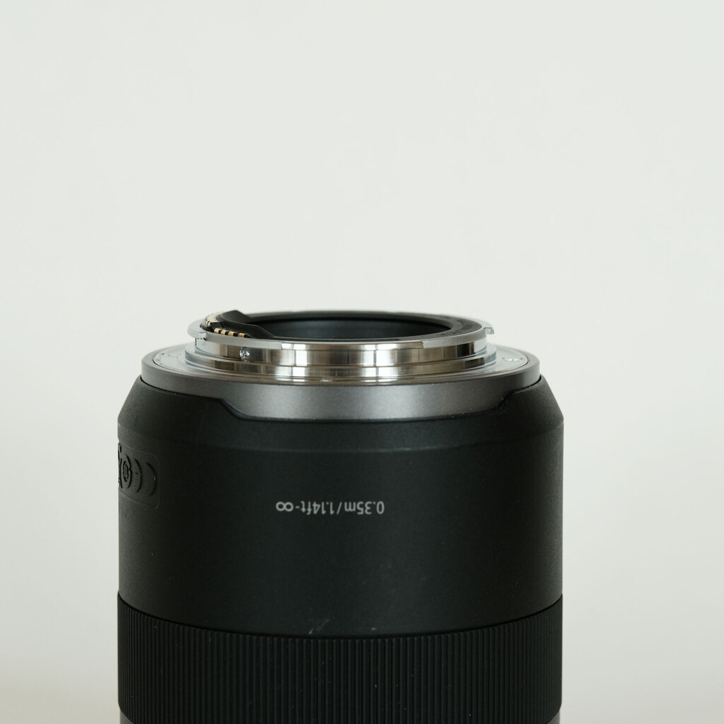 Canon RF85mm F2 MACRO IS STMの出品 | ONE SCENE（ワンシーン）