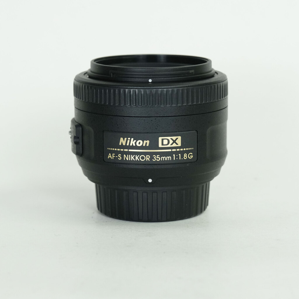 AF-S DX NIKKOR 35mm f/1.8G 中古価格比較 - 価格.com