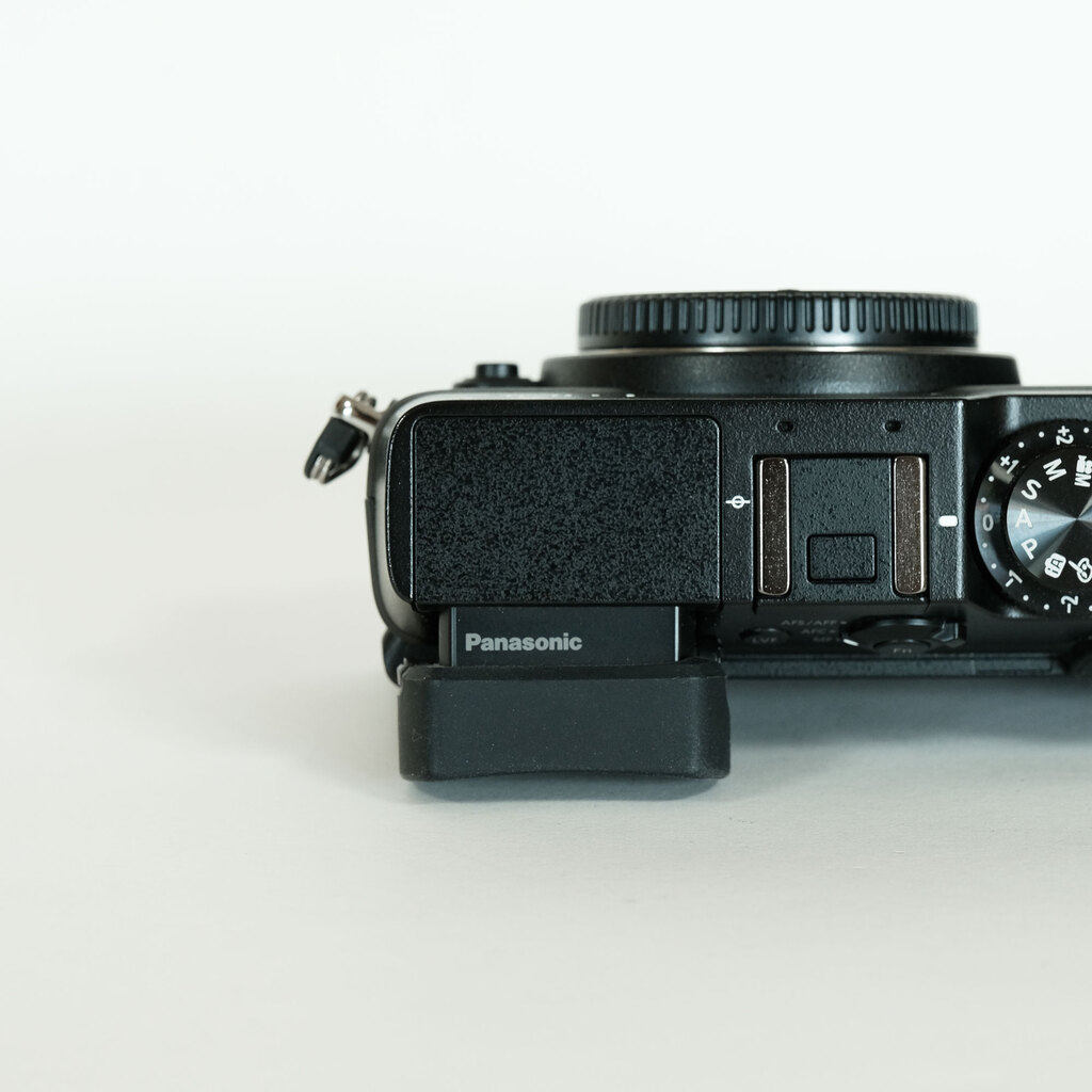 Panasonic LUMIX DMC-GX8 ボディ ブラックの出品 | ONE SCENE（ワン