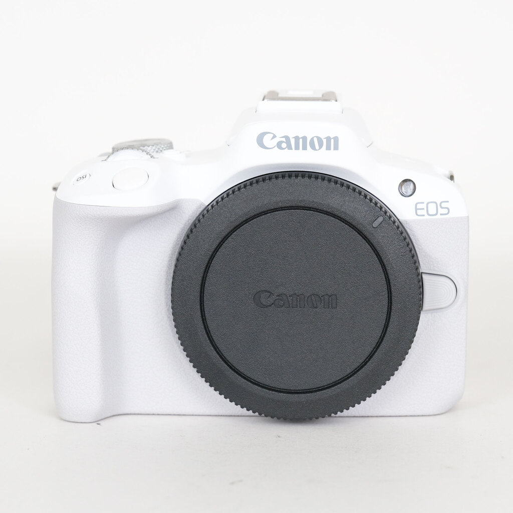 価格.com - CANON EOS 70D EF-S18-135 IS STM レンズキット 価格比較