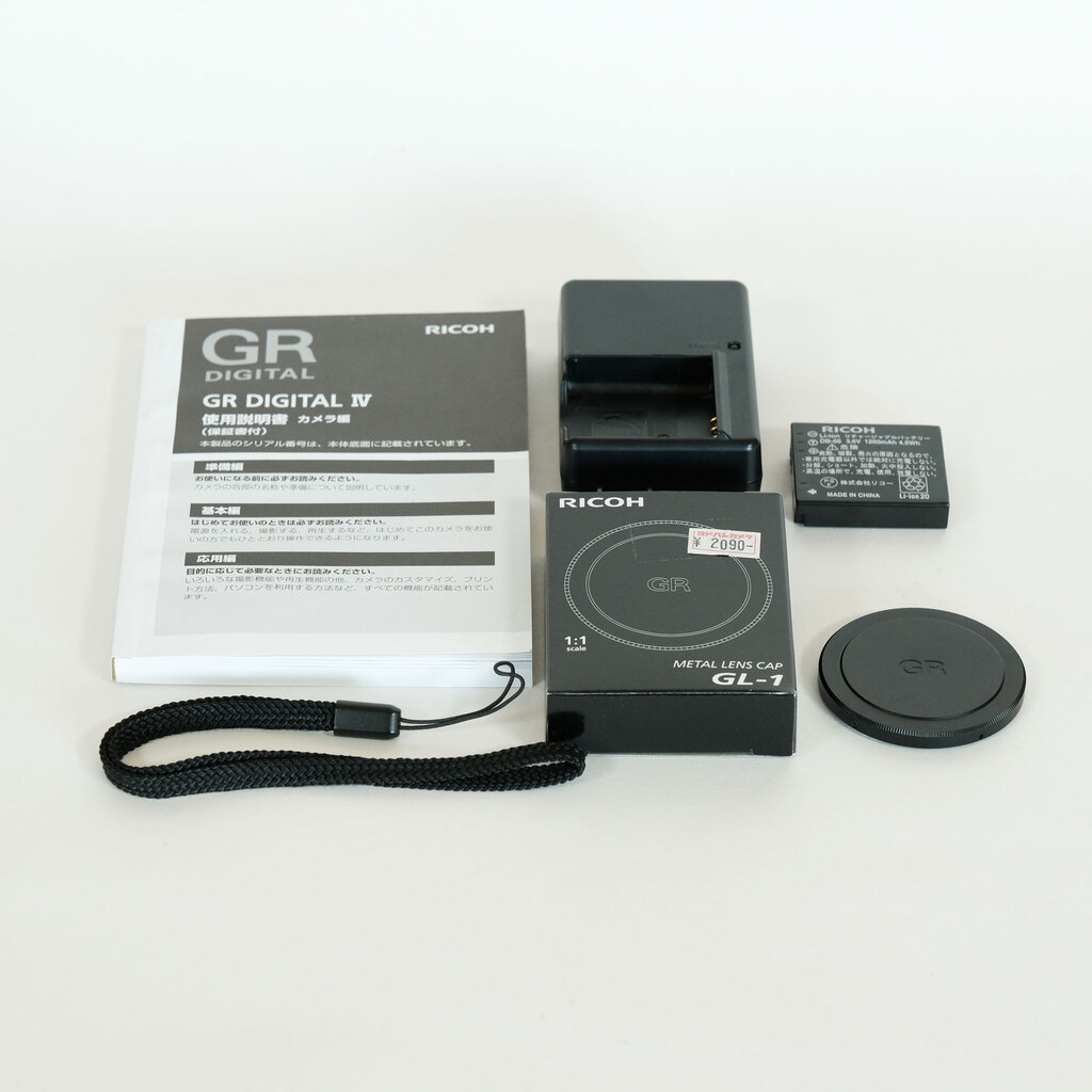 RICOH GR DIGITAL IVの出品 | ONE SCENE（ワンシーン）